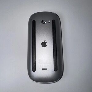 APPLE A1657 MAGIC MOUSE 2 WIRELESS BLUETOOTH RECHARGEABLE WHITE SILVER GENUINE